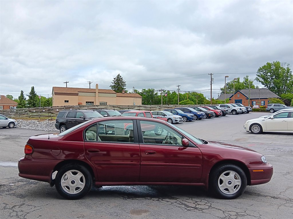 2001 Chevrolet Malibu LS photo